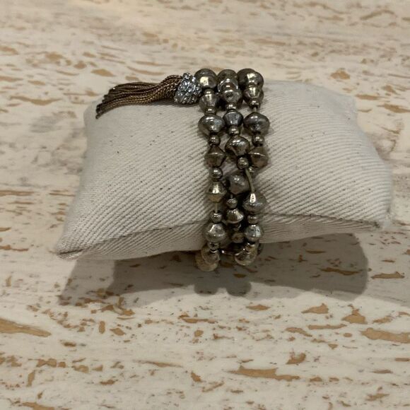 Milani tassel  - Picture 2 of 9